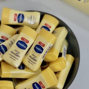 لوسیون بدن وازلین مینی Vaseline (کپی)