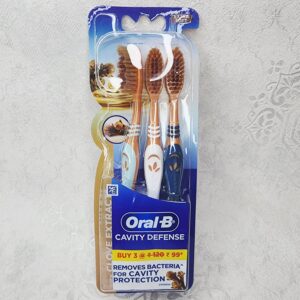 مسواک اورال بی ORAL-B اصل وارداتی مدل Cavity Defense با برس خیلی نرم بسته سه عددی